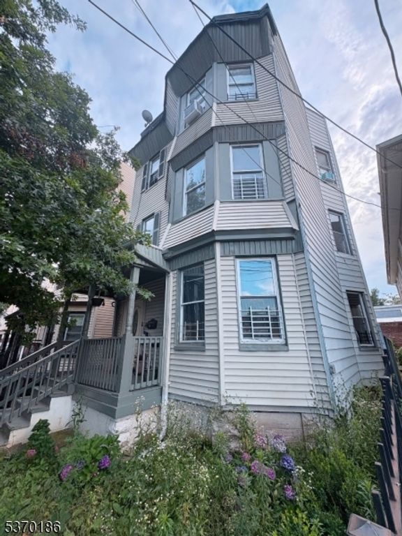 86 N 11Th St, Newark City, NJ 07107