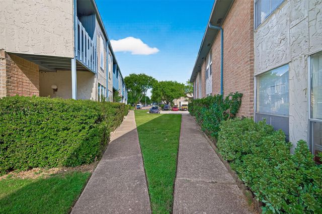 8360 Jorine Drive 8360, Houston, TX 77036