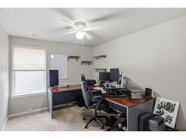 17383 Sw VINCENT St, Beaverton, OR 97078