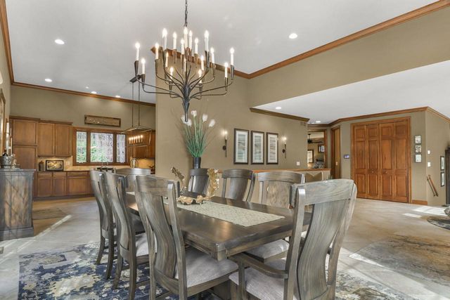 S2051 Park Lane Circle, Reedsburg, WI 53959