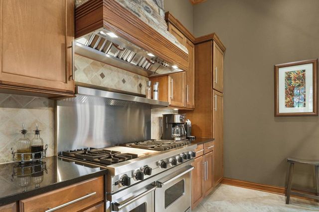 S2051 Park Lane Circle, Reedsburg, WI 53959