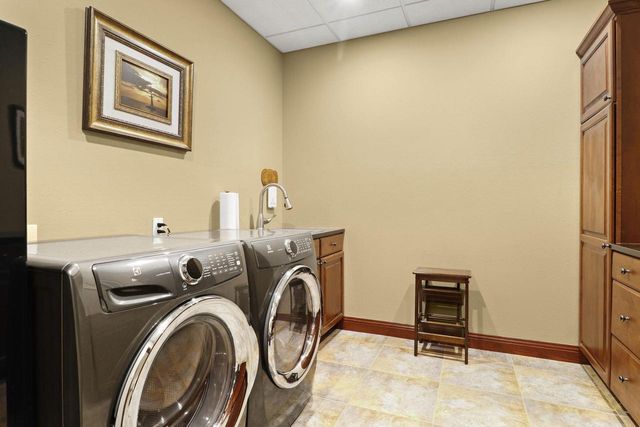 S2051 Park Lane Circle, Reedsburg, WI 53959