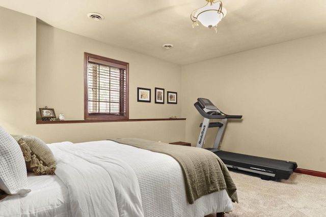 S2051 Park Lane Circle, Reedsburg, WI 53959