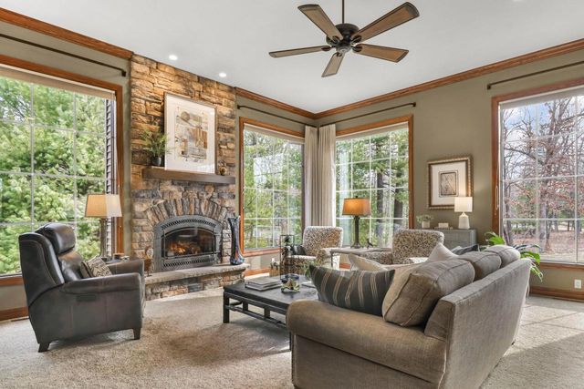 S2051 Park Lane Circle, Reedsburg, WI 53959