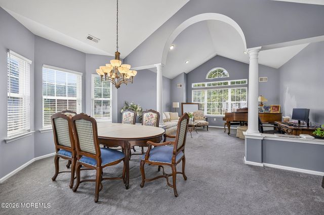11 Narrowbrook Court, Manalapan, NJ 07726