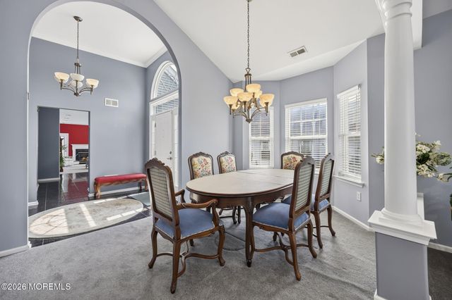 11 Narrowbrook Court, Manalapan, NJ 07726