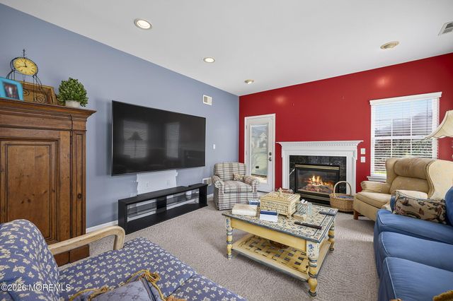 11 Narrowbrook Court, Manalapan, NJ 07726