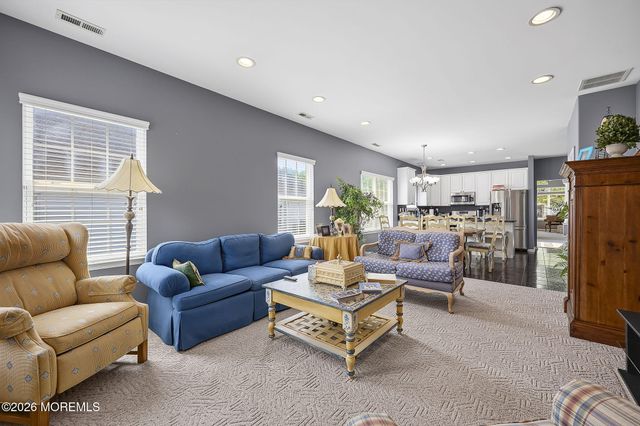 11 Narrowbrook Court, Manalapan, NJ 07726