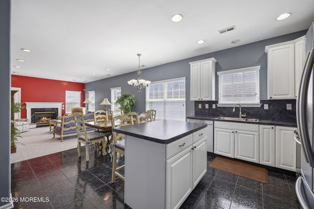 11 Narrowbrook Court, Manalapan, NJ 07726