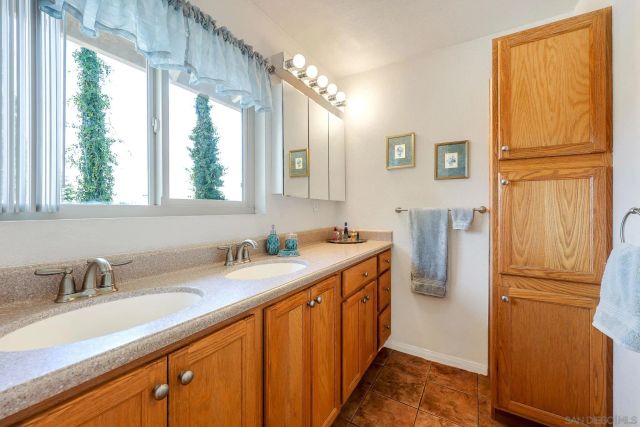1550 Pepper Dr, El Cajon, CA 92021