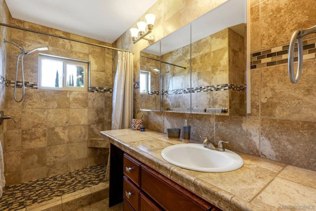 1550 Pepper Dr, El Cajon, CA 92021
