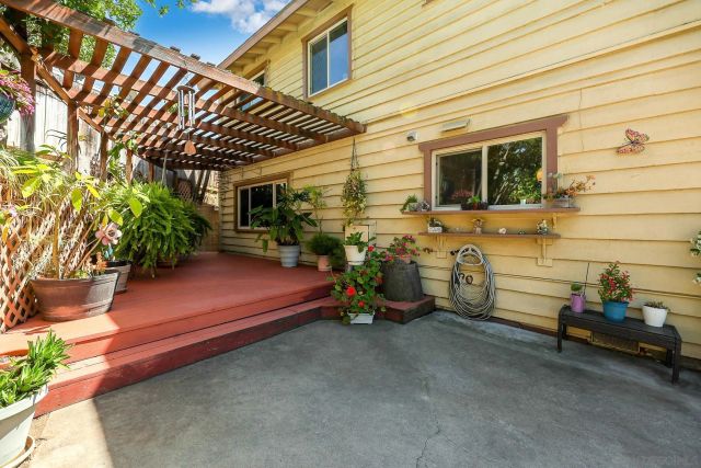 1550 Pepper Dr, El Cajon, CA 92021