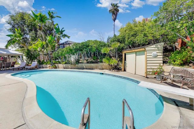 1550 Pepper Dr, El Cajon, CA 92021