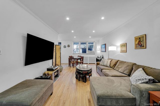 65-15 Alderton Street 1G, Rego Park, NY 11374