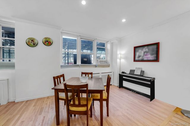 65-15 Alderton Street 1G, Rego Park, NY 11374