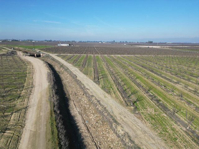 11227 S Academy Avenue, Selma, CA 93662