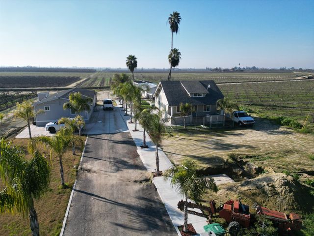 11227 S Academy Avenue, Selma, CA 93662