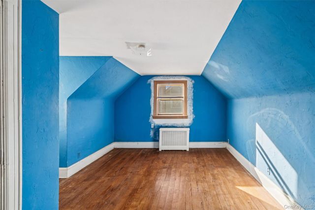 41 Goldenrod Avenue, Franklin Square, NY 11010