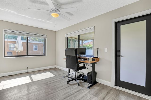 1210 Skylark Lane, Lantana, FL 33462