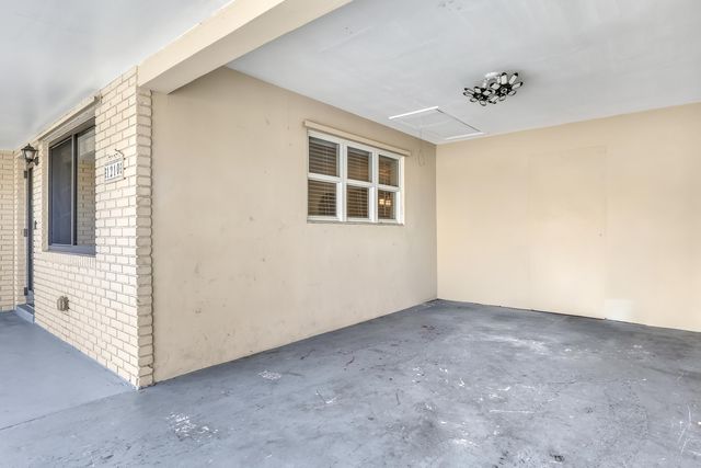 1210 Skylark Lane, Lantana, FL 33462