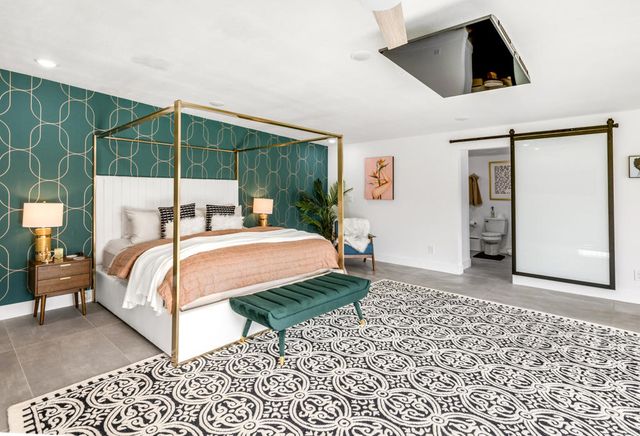 2155 E Nicola Road, Palm Springs, CA 92262