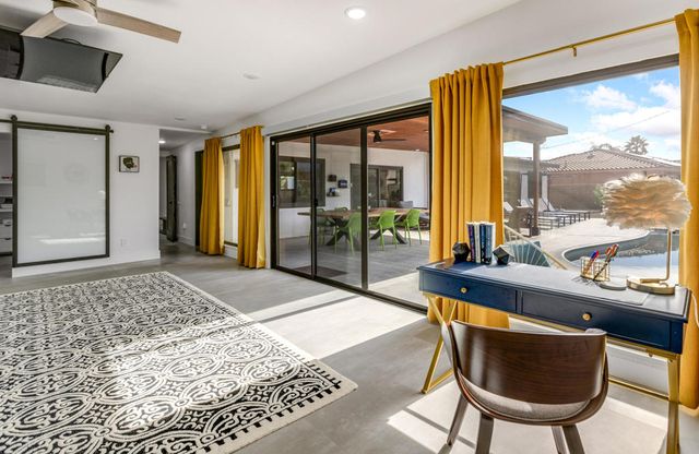 2155 E Nicola Road, Palm Springs, CA 92262