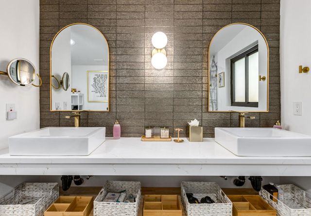 2155 E Nicola Road, Palm Springs, CA 92262