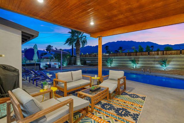 2155 E Nicola Road, Palm Springs, CA 92262