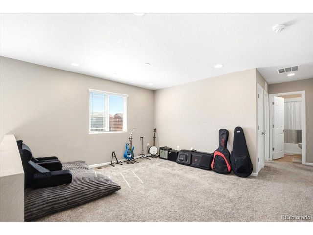 25562 E Bayaud Pl, Aurora, CO 80018