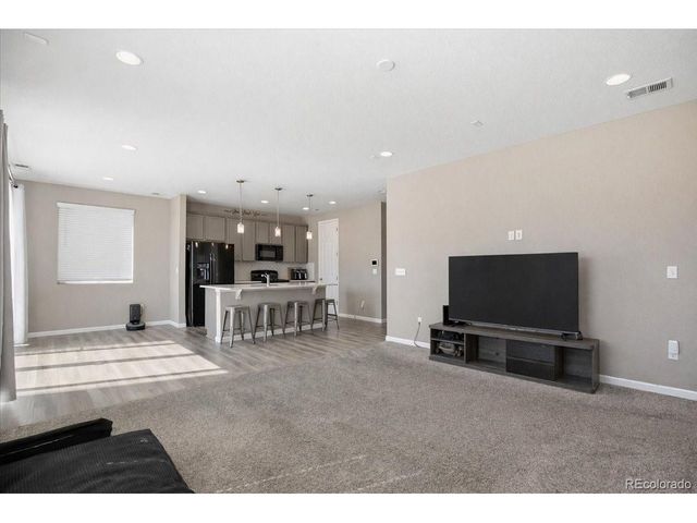25562 E Bayaud Pl, Aurora, CO 80018