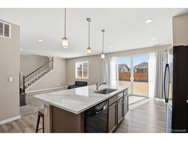 25562 E Bayaud Pl, Aurora, CO 80018