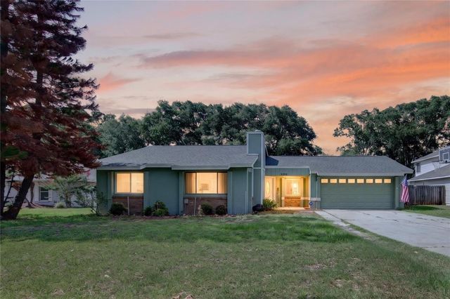 3303 FOXBORO COURT, Mount Dora, FL 32757