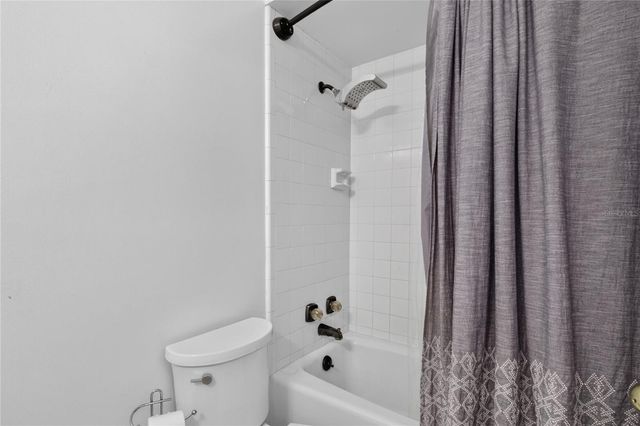 3303 FOXBORO COURT, Mount Dora, FL 32757