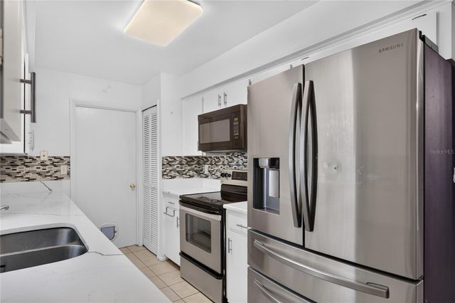 3303 FOXBORO COURT, Mount Dora, FL 32757