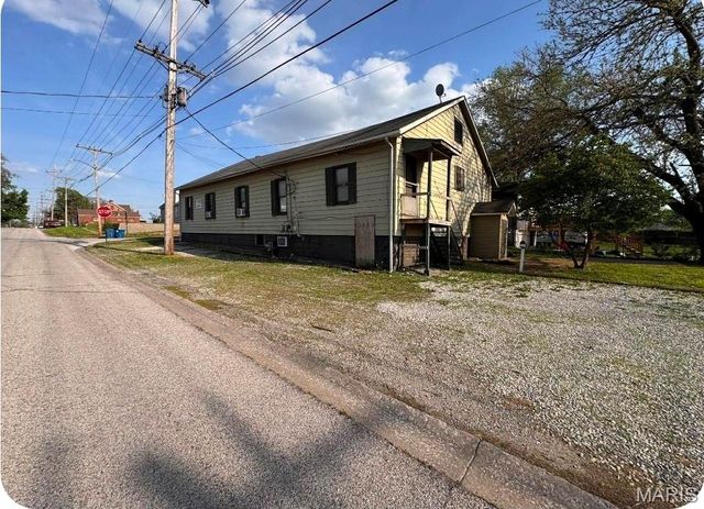 2137 Bryan Avenue, Granite City, IL 62040