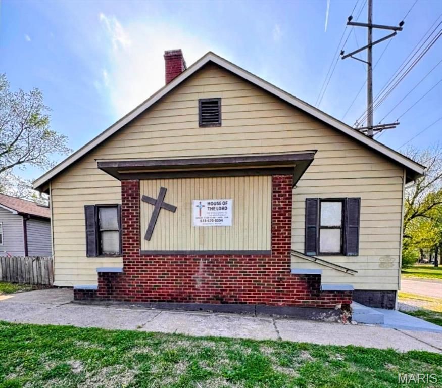 2137 Bryan Avenue, Granite City, IL 62040
