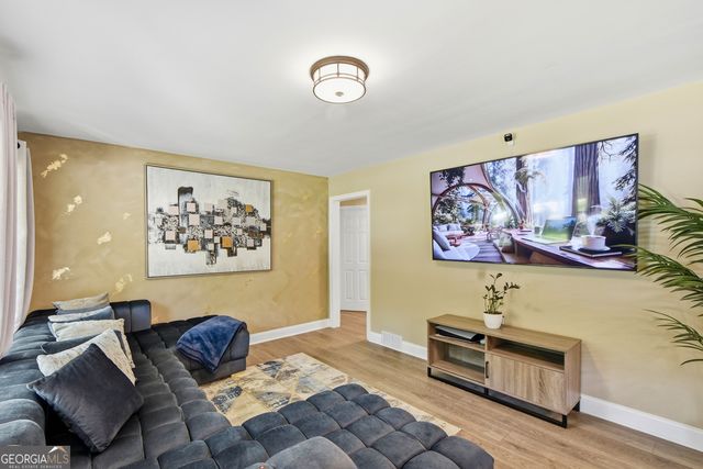 2805 Long Way, Decatur, GA 30032