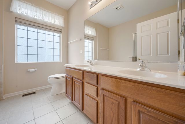 3707 Idlewild Lane, Naperville, IL 60564