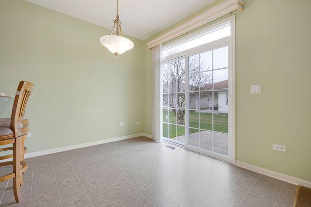 3707 Idlewild Lane, Naperville, IL 60564