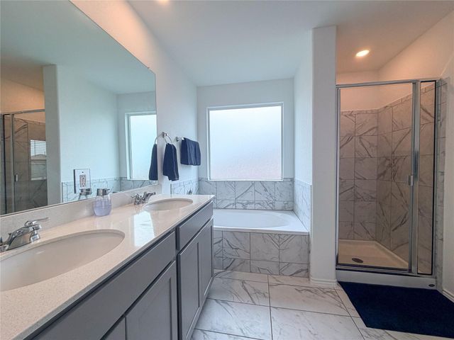 400 Canley LOOP, Hutto, TX 78634