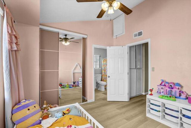 2102 Kings View Circle, Spring Valley, CA 91977