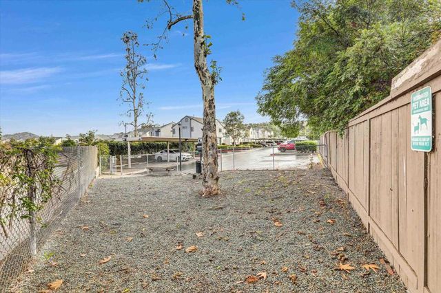 2102 Kings View Circle, Spring Valley, CA 91977