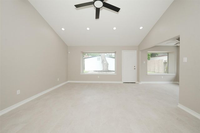 9607 Rumbling Wood Lane, Houston, TX 77086