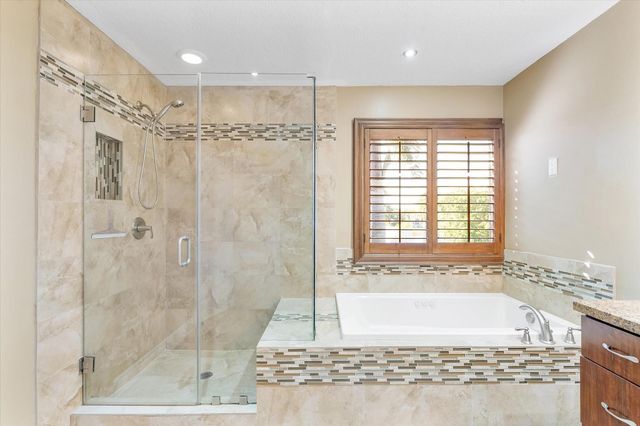 18435 NW 10th Street, Pembroke Pines, FL 33029