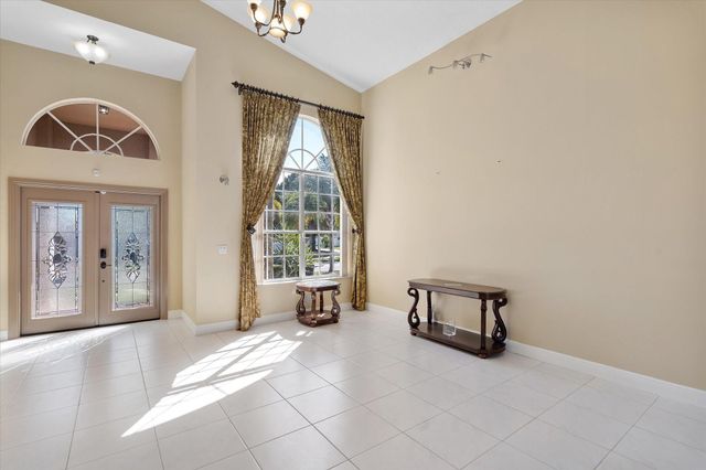 18435 NW 10th Street, Pembroke Pines, FL 33029