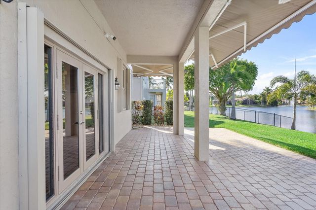 18435 NW 10th Street, Pembroke Pines, FL 33029