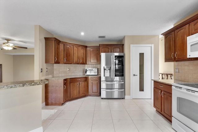 18435 NW 10th Street, Pembroke Pines, FL 33029