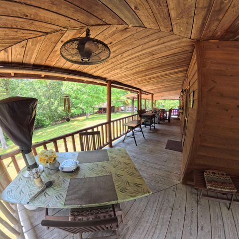 195 Kennedy Lane, Whitley City, KY 42653