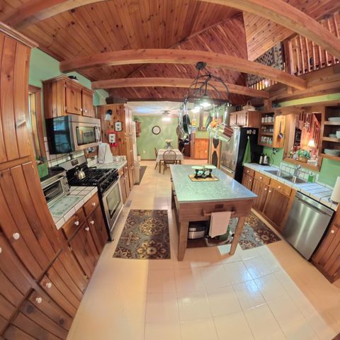 195 Kennedy Lane, Whitley City, KY 42653