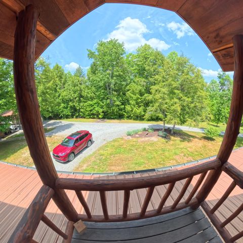 195 Kennedy Lane, Whitley City, KY 42653